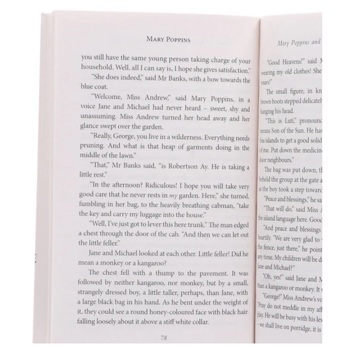 Mary Poppins 5 Books Collection Set (5 Books)